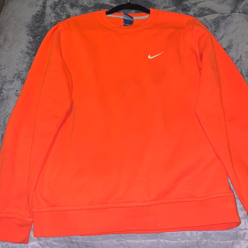 -Men’s Medium Nike Crewneck
